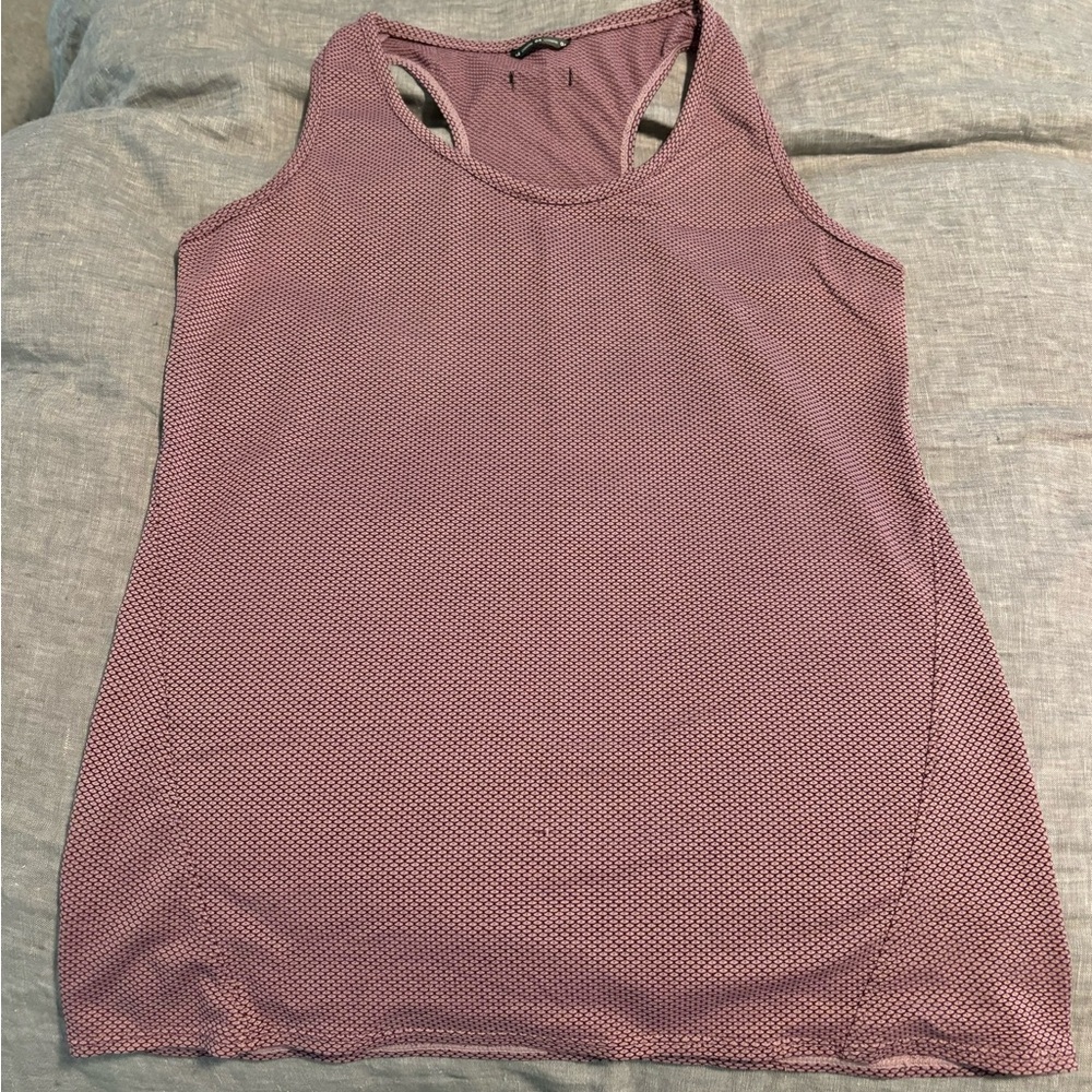 Oiselle Flyout Tank